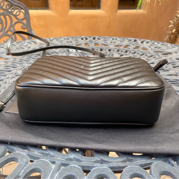 SOLD Saint Laurent Lou Matelassé Leather Camera Bag - Picture 12 of 16